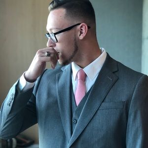 Meet your Posher, Aaron